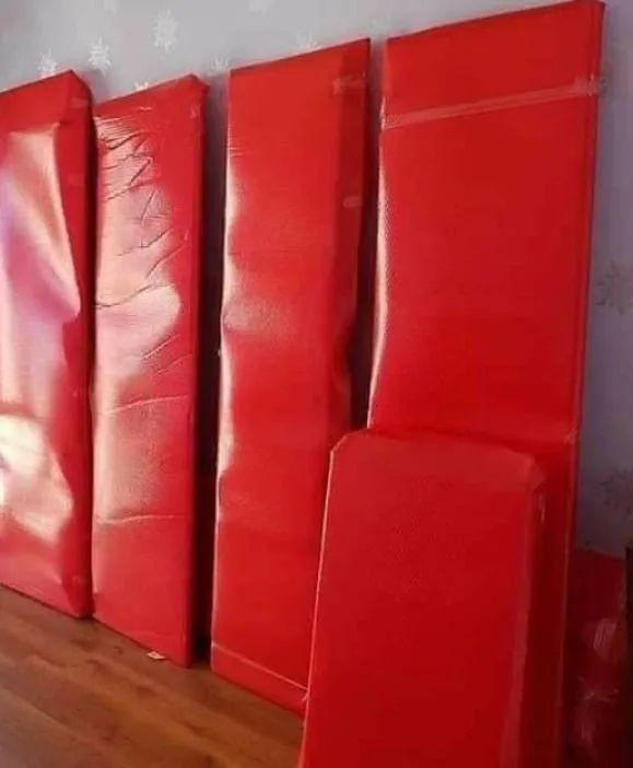Oda içinde paketli eşya hazırlığı